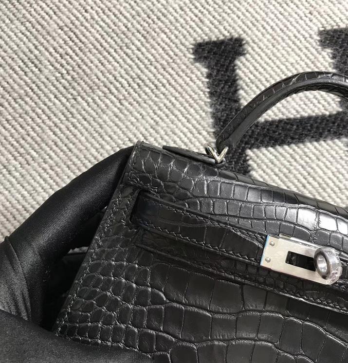 Hermès（爱马仕）Mini Kelly迷你凯莉包 美洲黑雾面 银扣 2代