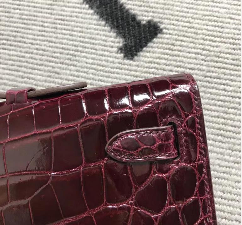 Hermès（爱马仕）kelly cut 31cm Crocodile shiny 亮面鳄鱼 5L 酒红色 金扣