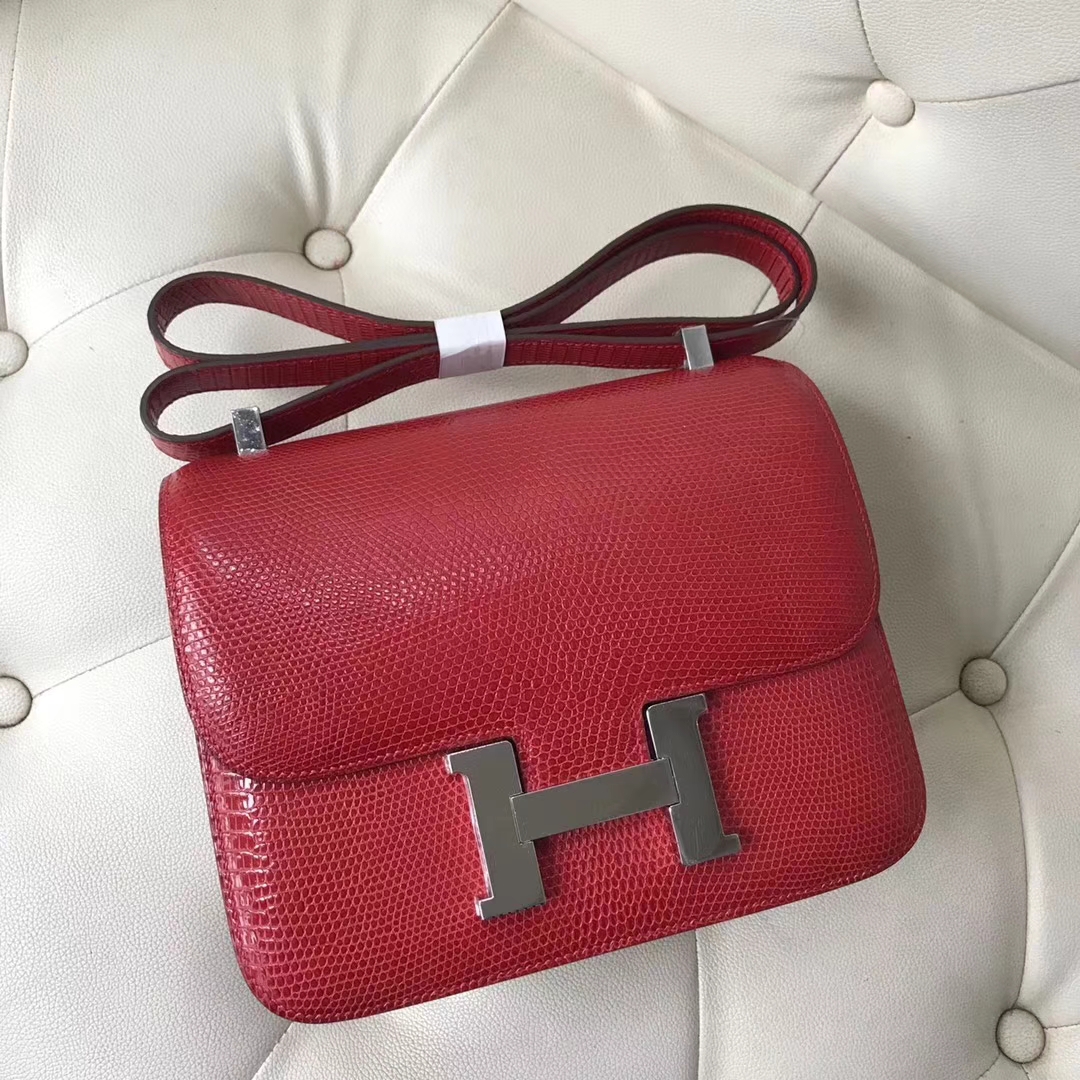 Hermès（爱马仕）Constance24cm lizard 进口亮面蜥蜴皮  Q5 国旗红 Rouge casaque 银扣