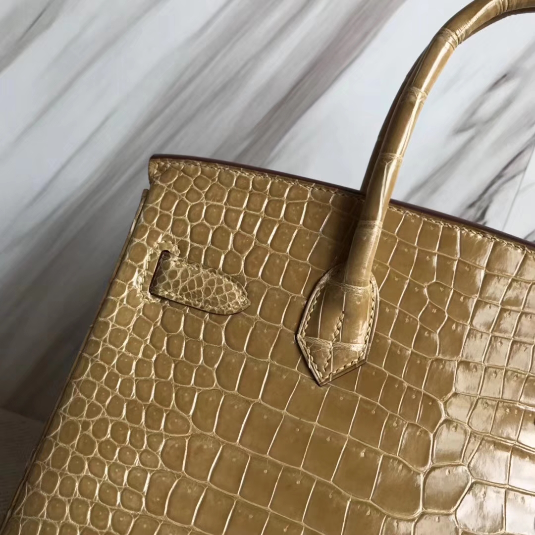 Hermès（爱马仕）Birkin30cm Porosus shiny 亮面澳洲湾鳄  杏色 奶茶色 金扣
