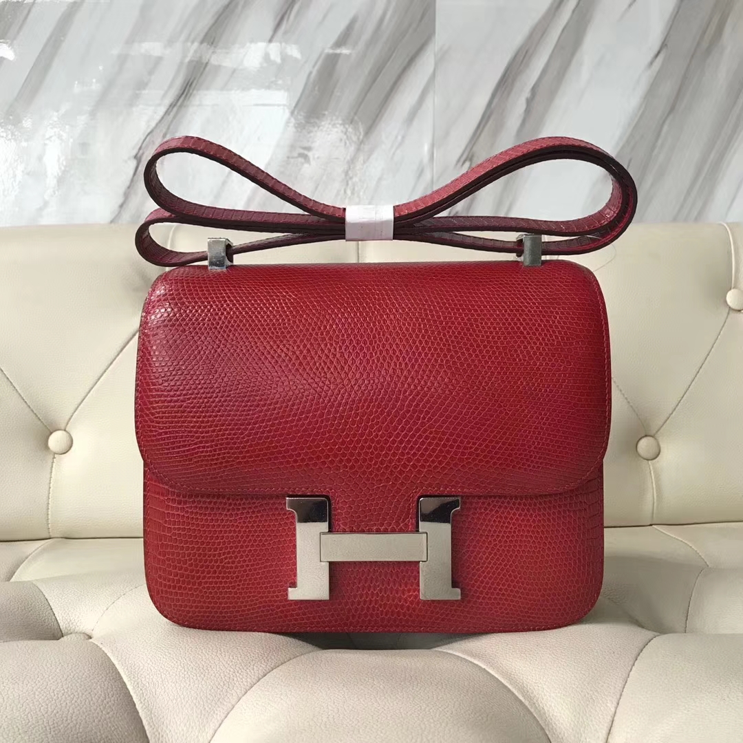 Hermès（爱马仕）Constance24cm lizard 进口亮面蜥蜴皮  Q5 国旗红 Rouge casaque 银扣