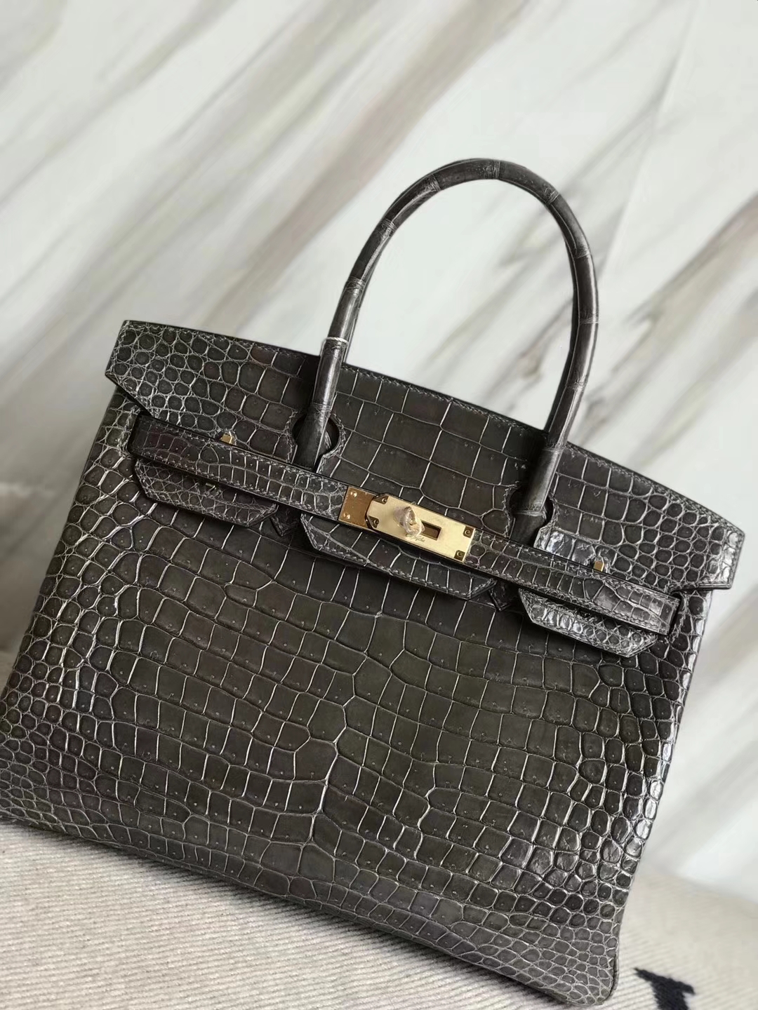 Hermès（爱马仕）Birkin30cm Porosus shiny 亮面澳洲湾鳄  ck88 石墨灰 graphite 金扣