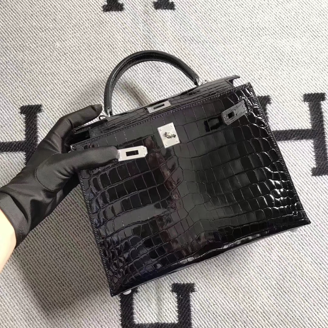 Hermès（爱马仕）亮面美洲鳄鱼 mini 2代 酒红色