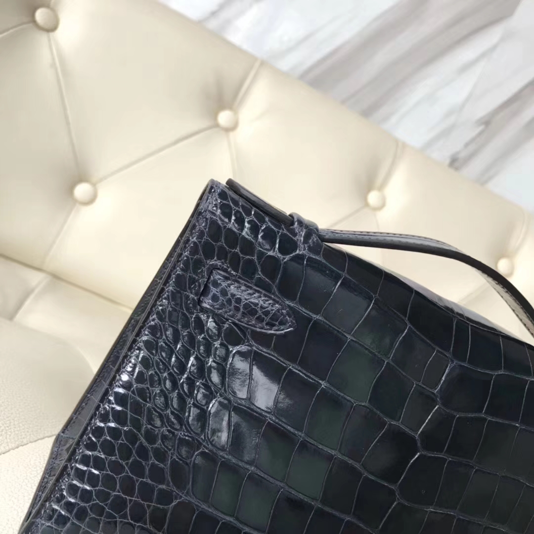 Hermès（爱马仕）Minikelly pochette 亮面鳄鱼 7k 深海蓝 金扣 手拿包 晚宴包 22cm