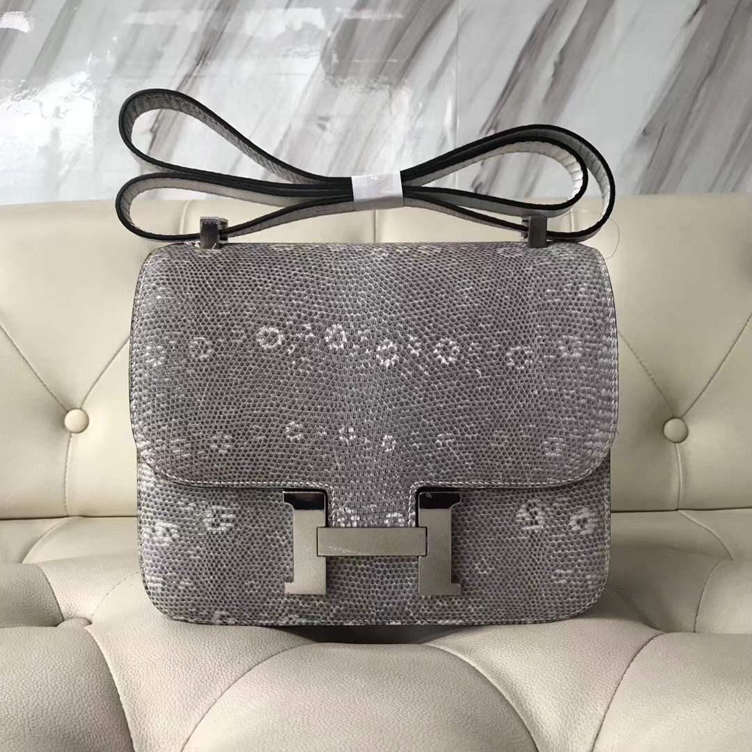 Hermès（爱马仕）Constance24cm lizard 进口亮面蜥蜴皮 01 原色 小喜马拉雅色 银扣