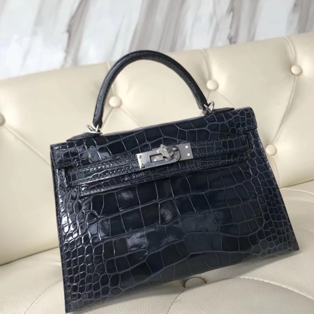 Hermès(爱马仕)Minikelly ll Alligator shiny 亮面鳄鱼 77k 深海蓝 blue indgo 银扣-拉尔森鳄鱼皮具定制 - 爱马仕包包官网 Hermès(爱马仕)Minikelly ll Alligator shiny 亮面鳄鱼 77k 深海蓝 blue indgo 银扣