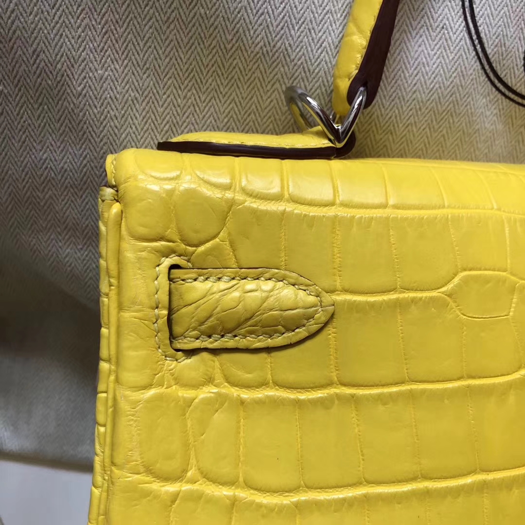 Hermès（爱马仕）Kelly Matt crocodile 雾面尼罗鳄 9R柠檬黄 28cm