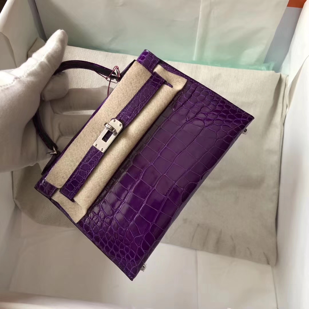 Hermès（爱马仕）Minikelly ll Alligator shiny 亮面鳄鱼  5L 极度紫 银扣
