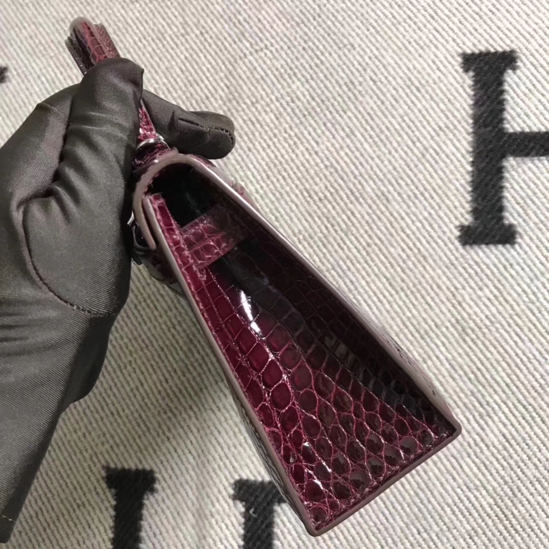 Hermès（爱马仕）小极品亮面鳄鱼 两点 小康 19cm 银扣，完美品质