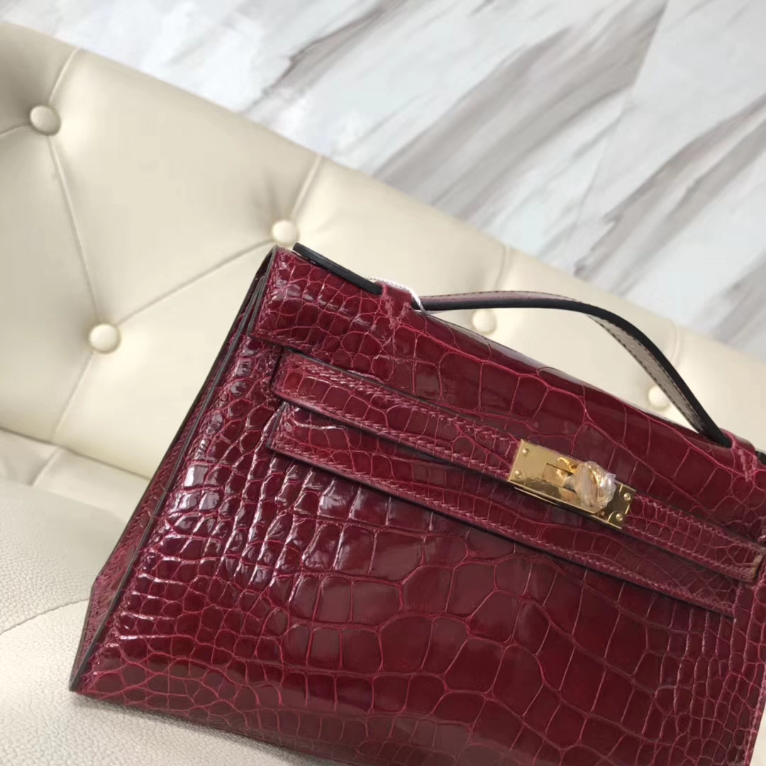 Hermès（爱马仕）Minikelly pochette 亮面鳄鱼 F5 新酒红 勃艮第酒红 金扣 手拿包 晚宴包 22cm