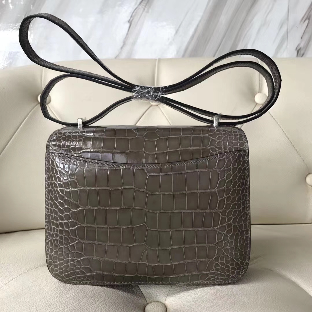 Hermès（爱马仕）Constance Alligator shiny  ck81 斑鸠灰 Gris T 银扣 18cm