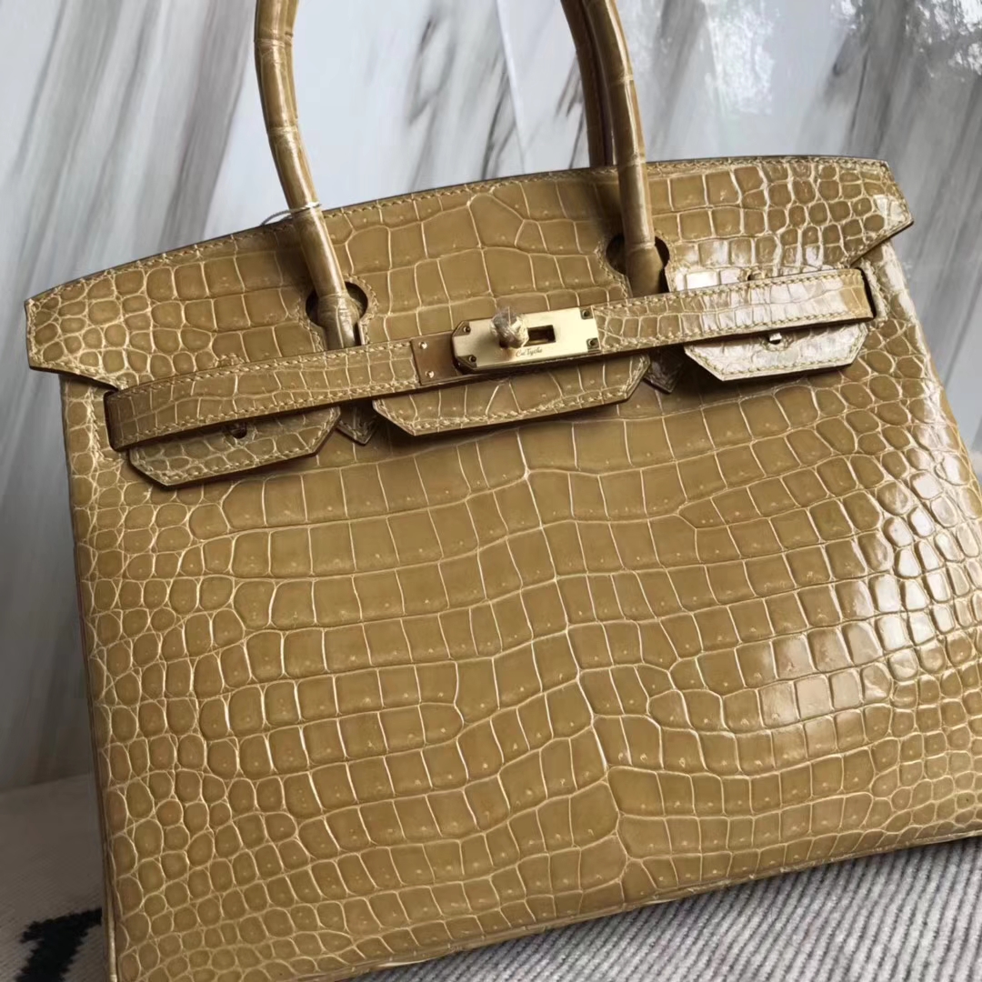 Hermès（爱马仕）Birkin30cm Porosus shiny 亮面澳洲湾鳄  杏色 奶茶色 金扣