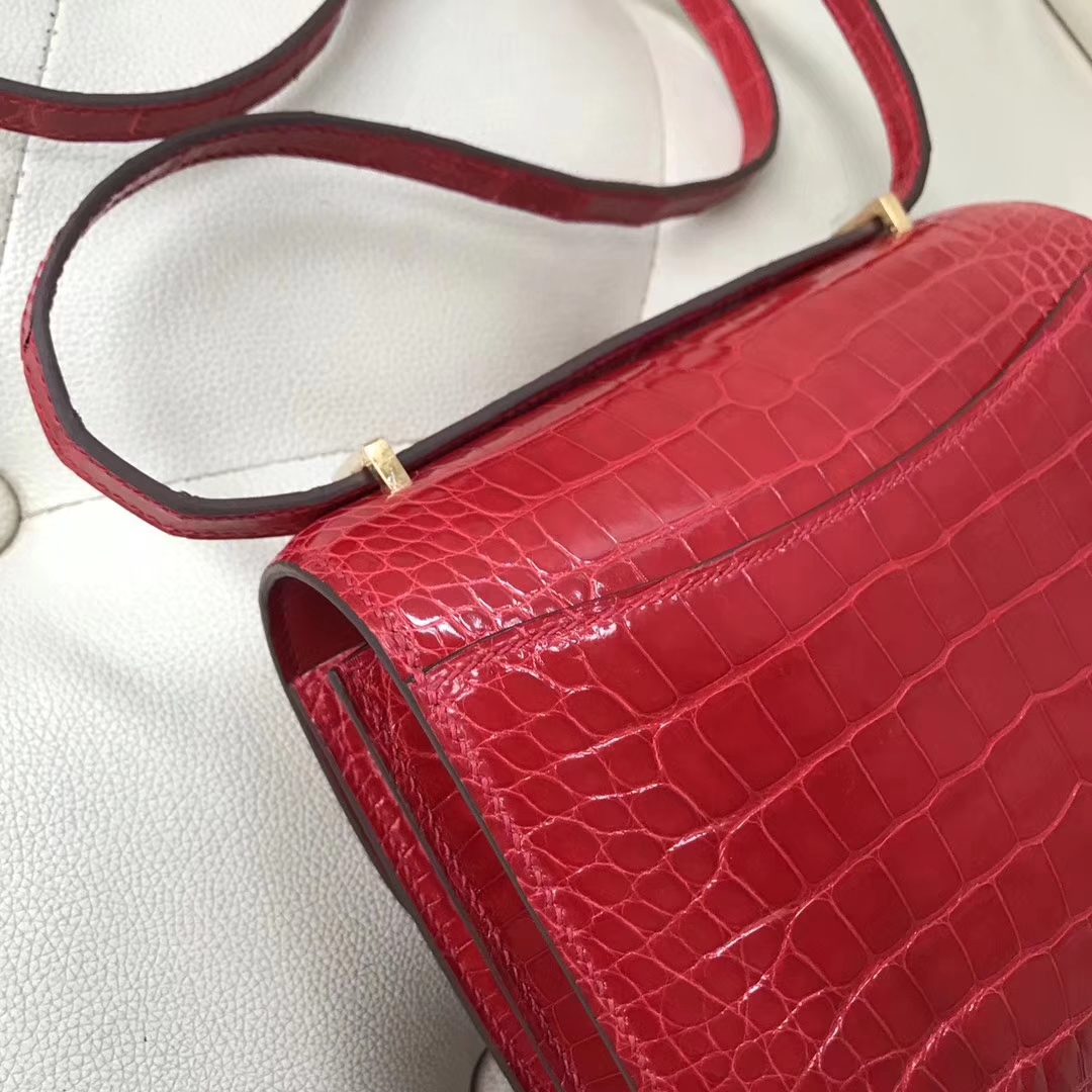 Hermès（爱马仕）Constance 19cm shiny alligator crocodile ck95法拉利红 蜡线全手工