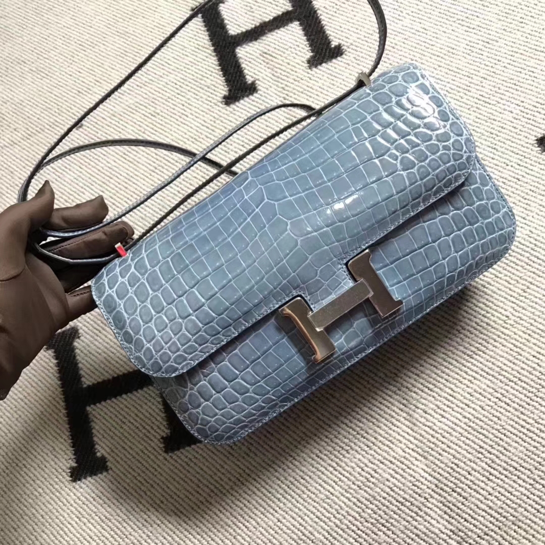 Hermès(爱马仕)Constance 空姐包 极品亮面鳄鱼 小康elan 牛仔蓝 26cm-拉尔森鳄鱼皮具定制 - 爱马仕包包官网 Hermès(爱马仕)Constance 空姐包 极品亮面鳄鱼 小康elan 牛仔蓝 26cm