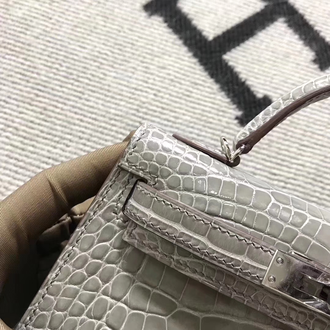 Hermès（爱马仕）亮面美洲鳄鱼mini 2代 斑鸠灰