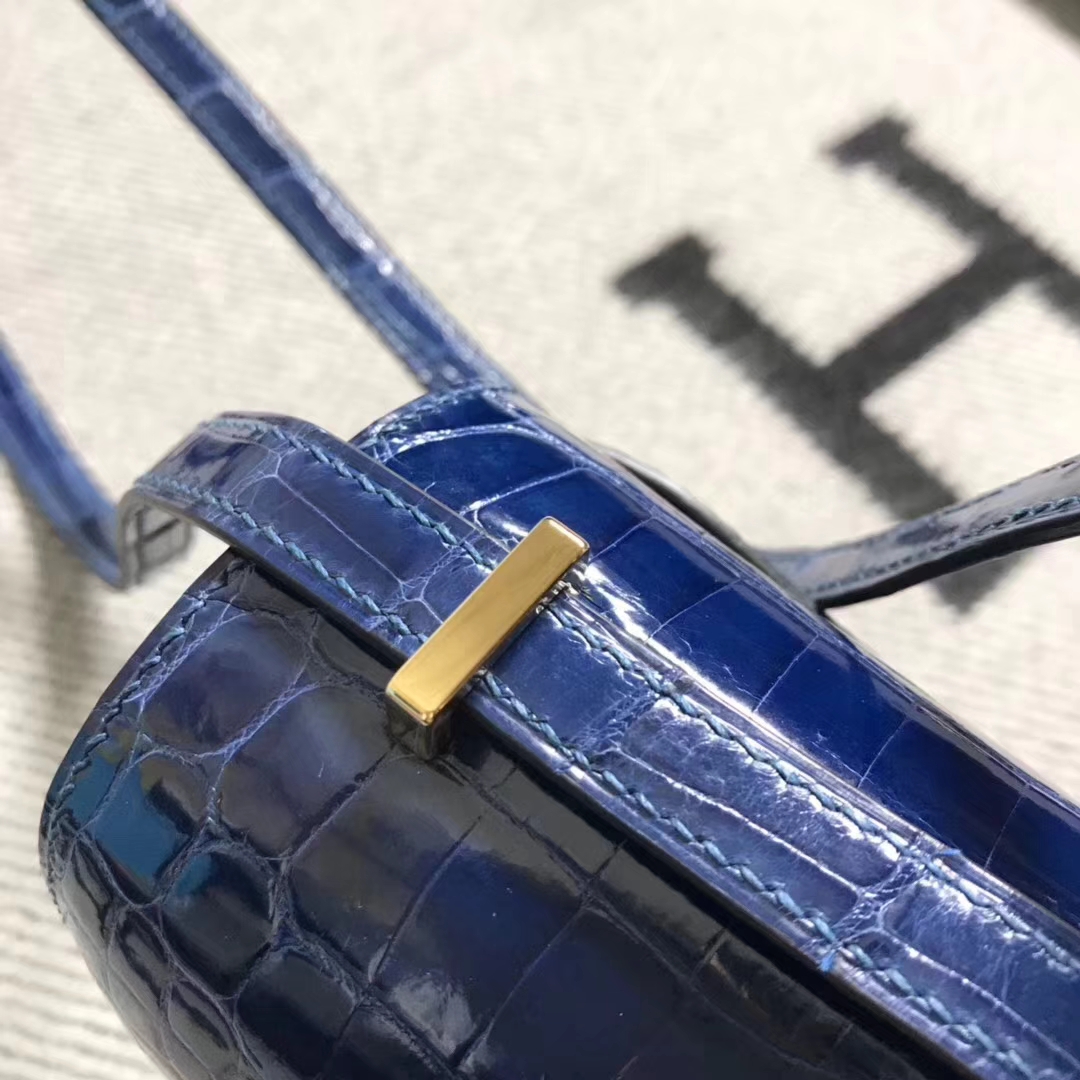 Hermès（爱马仕）小极品亮面鳄鱼 电光蓝 两点 小康 19cm 金扣，完美品质