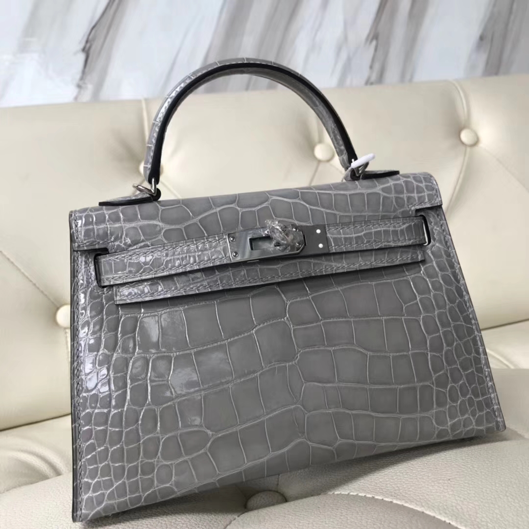 Hermès(爱马仕)Minikelly ll Alligator shiny 亮面鳄鱼 m8 巴黎灰 银扣-拉尔森鳄鱼皮具定制 - 爱马仕包包官网 Hermès(爱马仕)Minikelly ll Alligator shiny 亮面鳄鱼 m8 巴黎灰 银扣