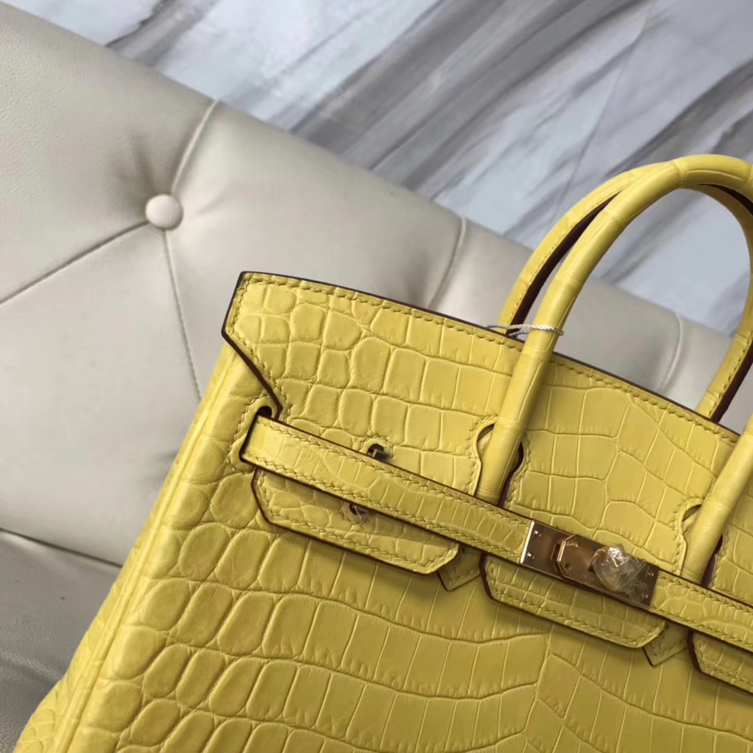 Hermès（爱马仕）Birkin铂金包 雾面鳄鱼 9R 柠檬黄 金扣 小可爱 25cm