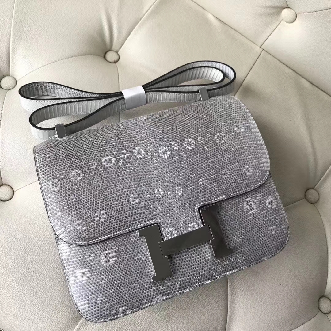 Hermès（爱马仕）Constance24cm lizard 进口亮面蜥蜴皮 01 原色 小喜马拉雅色 银扣