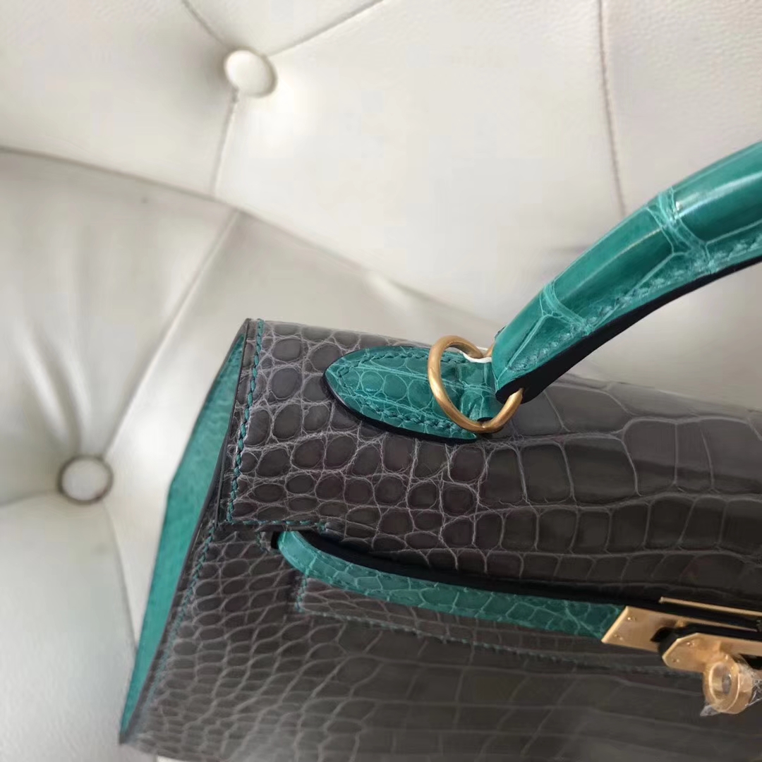 Hermès（爱马仕）Kelly shiny alligator crocodile 亮面框框鳄鱼 ck81斑鸠灰拼6Q翡翠绿 25cm