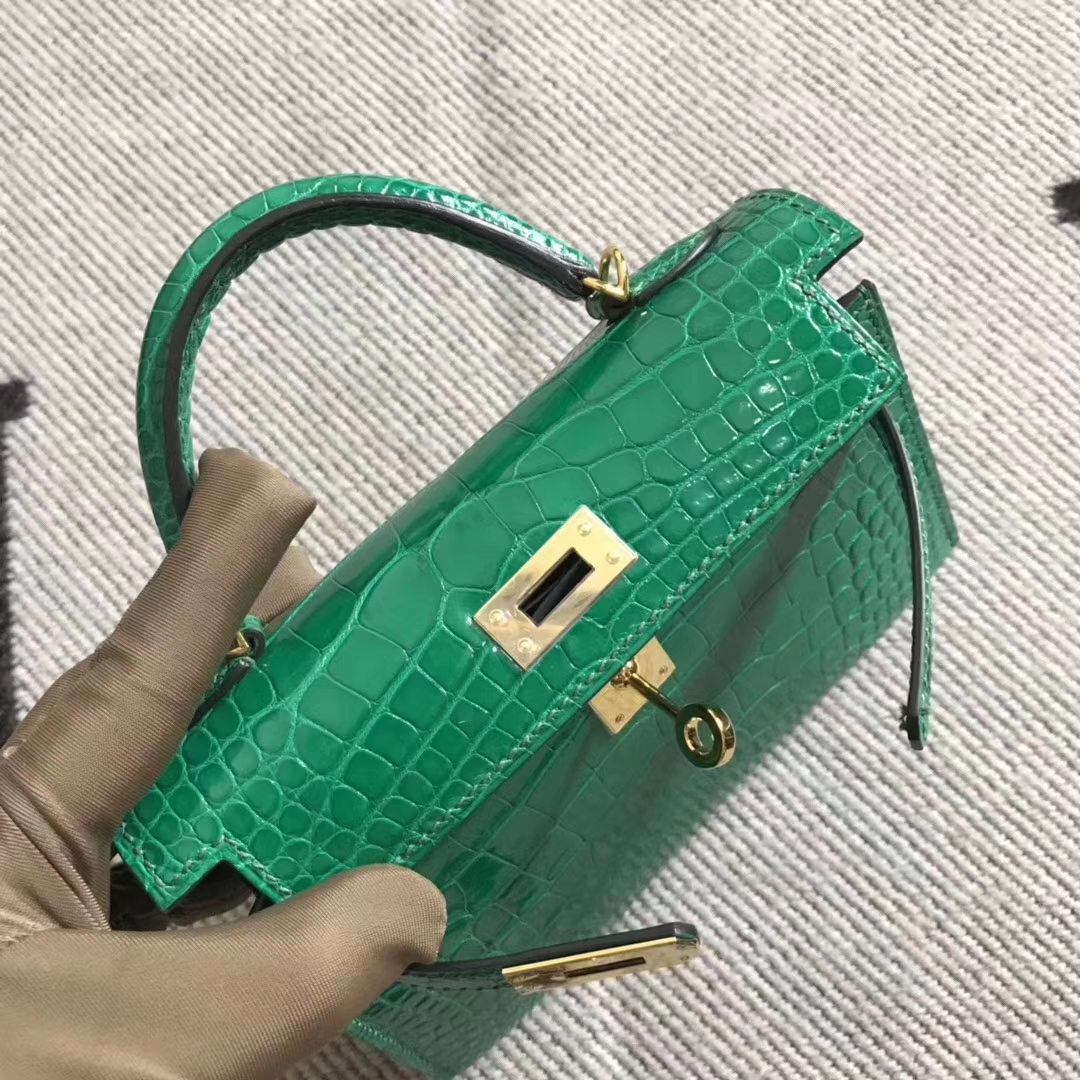 Hermès（爱马仕）亮面美洲鳄鱼 mini 2代 翡翠绿 金扣
