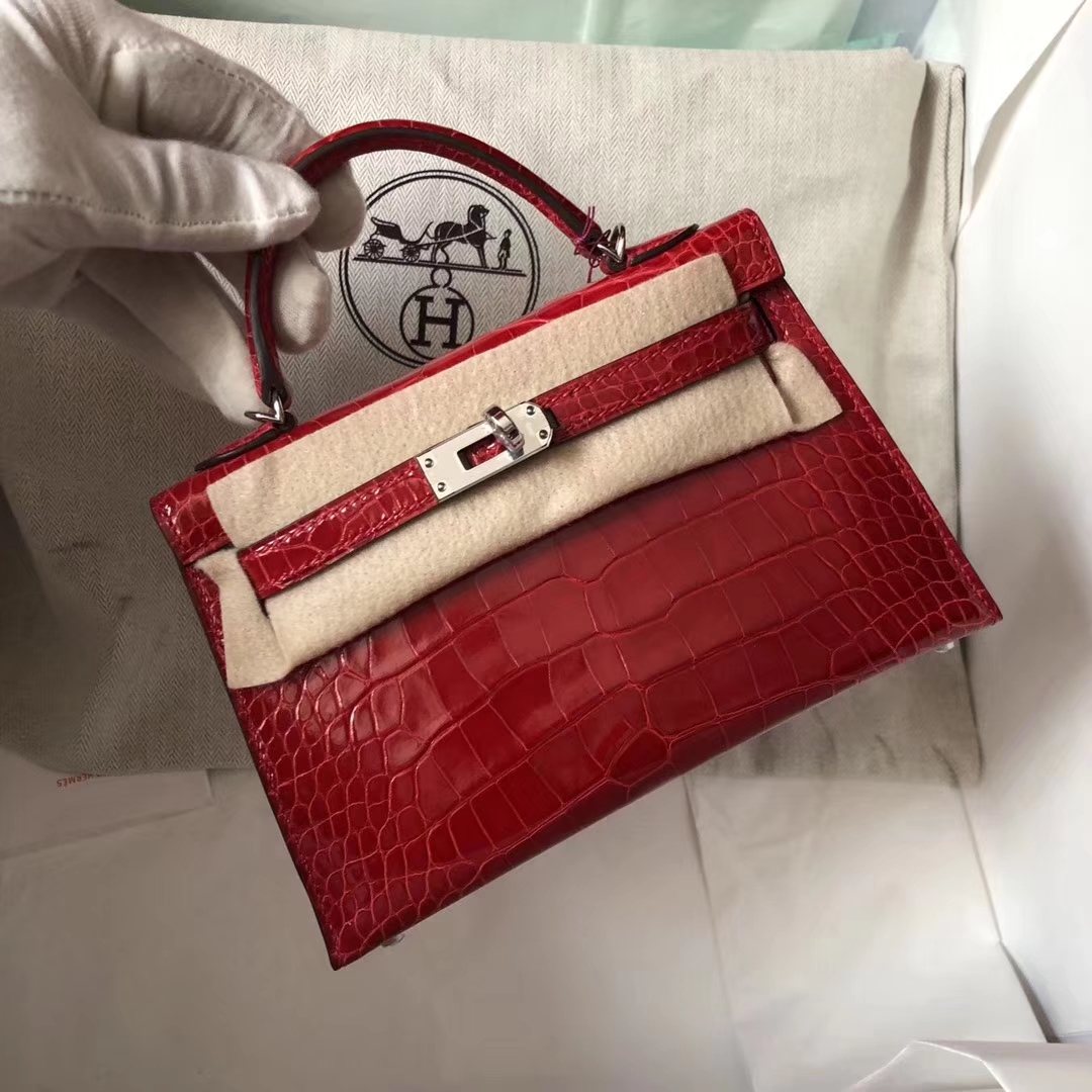 Hermès（爱马仕）Minikelly ll Alligator shiny 亮面鳄鱼 ck95 法拉利红 Braise 银扣