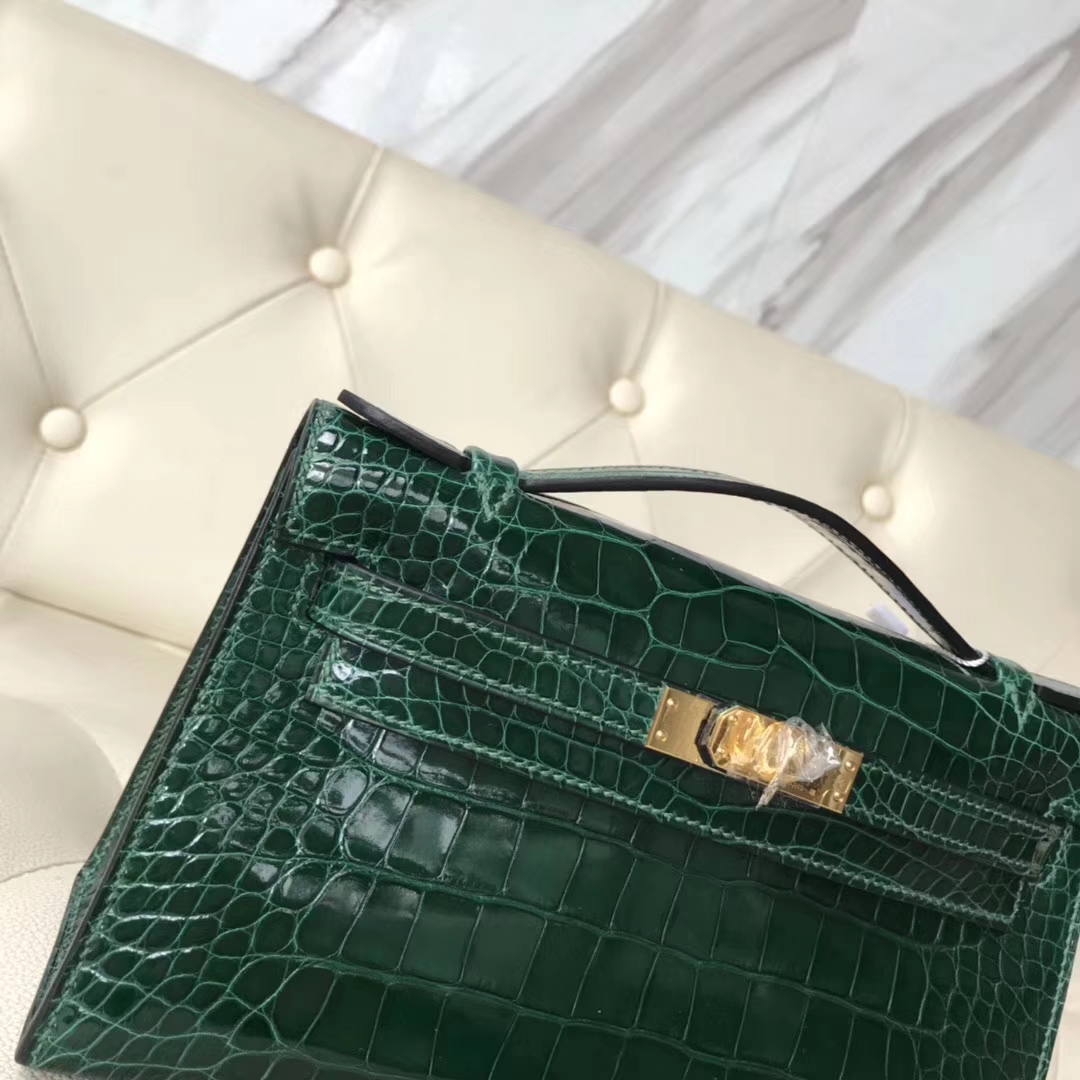 Hermès（爱马仕）Minikelly pochette 亮面鳄鱼 ck67 祖母绿 金扣 手拿包 晚宴包 22cm