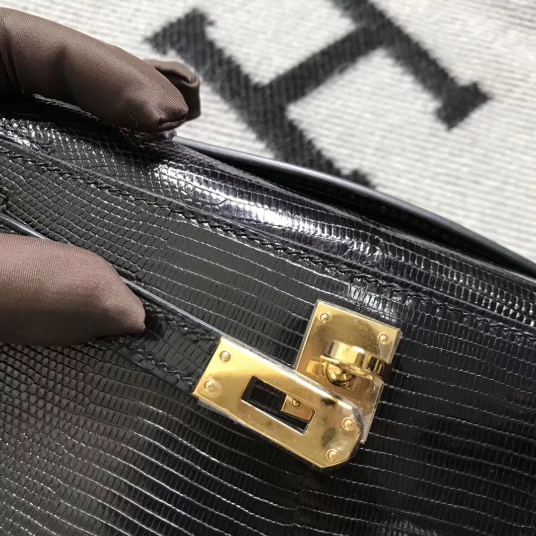 Hermès（爱马仕）蜥蜴皮 minikelly 22cm  黑金 好久没做过蜥蜴皮的现货