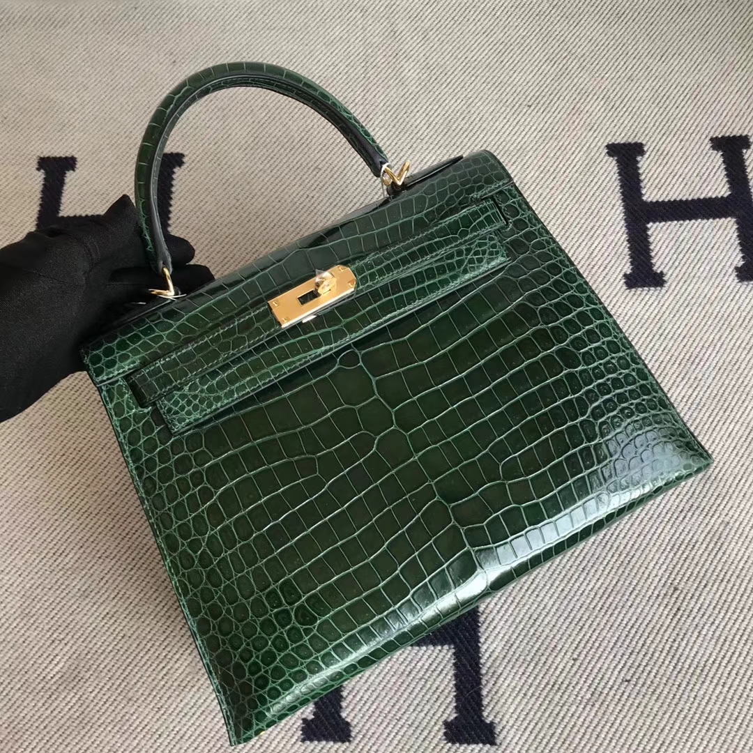 Hermès(爱马仕)Kelly28cm shiny porosus crocodile 澳洲湾鳄 ck67祖母绿 顶级工艺 全手工蜜蜡线缝 金扣-拉尔森鳄鱼皮具定制 - 爱马仕包包官网 Hermès(爱马仕)Kelly28cm shiny porosus crocodile 澳洲湾鳄 ck67祖母绿 顶级工艺 全手工蜜蜡线缝 金扣