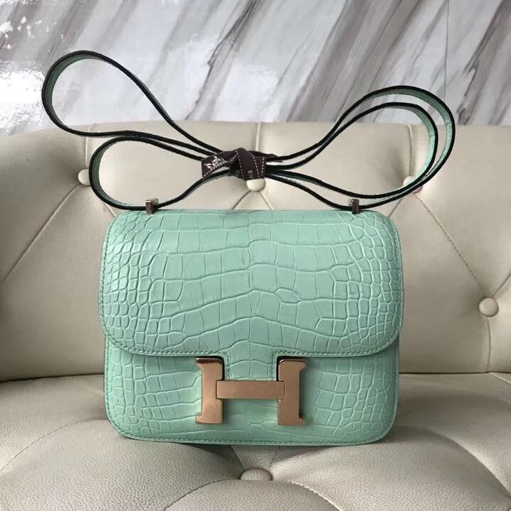 Hermès（爱马仕）Constance Alligator matt 雾面鳄鱼 6U 薄荷绿 玫瑰金 18cm