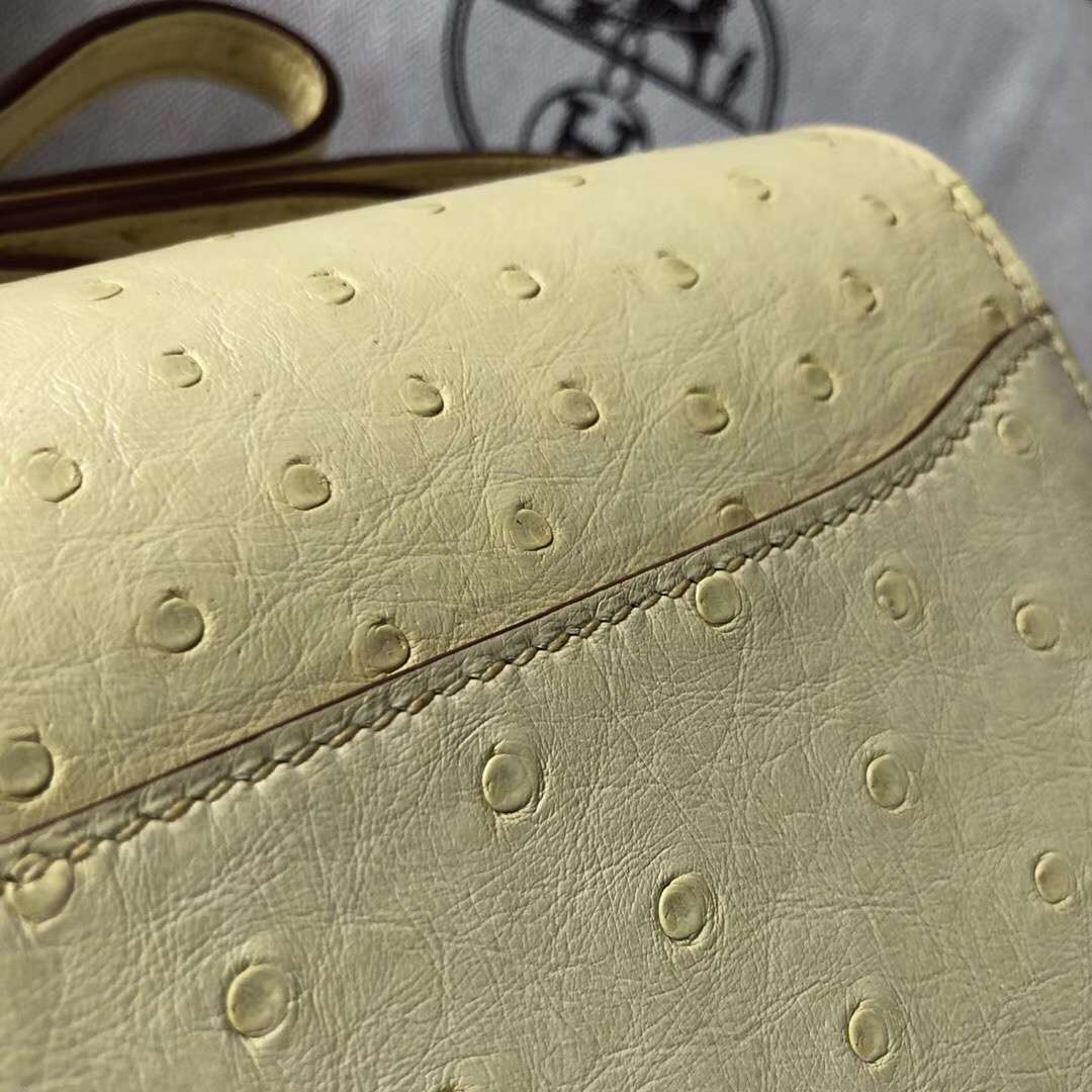 Hermès（爱马仕）Roulis ostrich kk鸵鸟 1Z小鸡黄 顶级工艺 蜡线全手工 金扣 19cm
