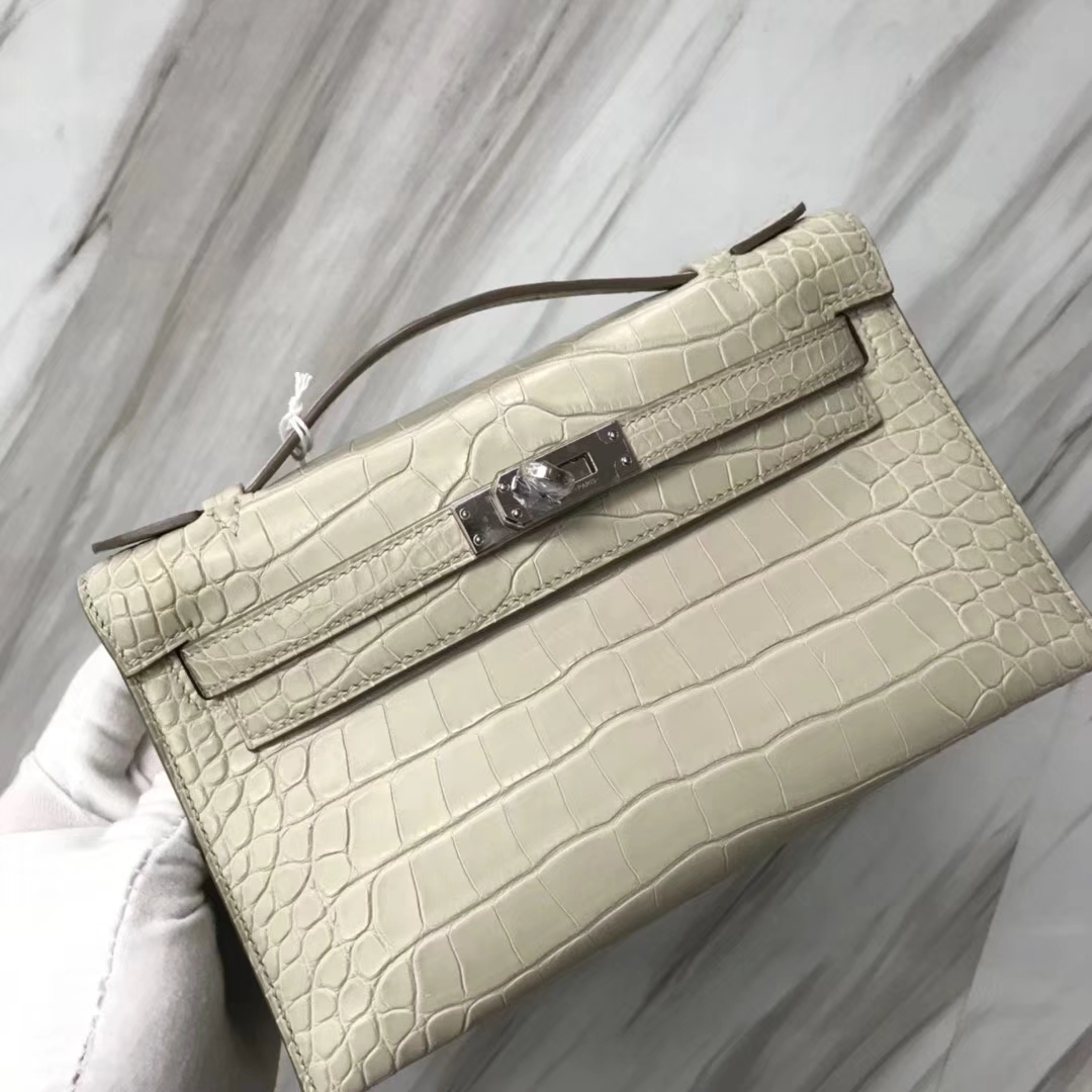 Hermès（爱马仕）Minikelly pochette 雾面鳄鱼 8L 奶油白 beton 银扣 手拿包 晚宴包 22cm