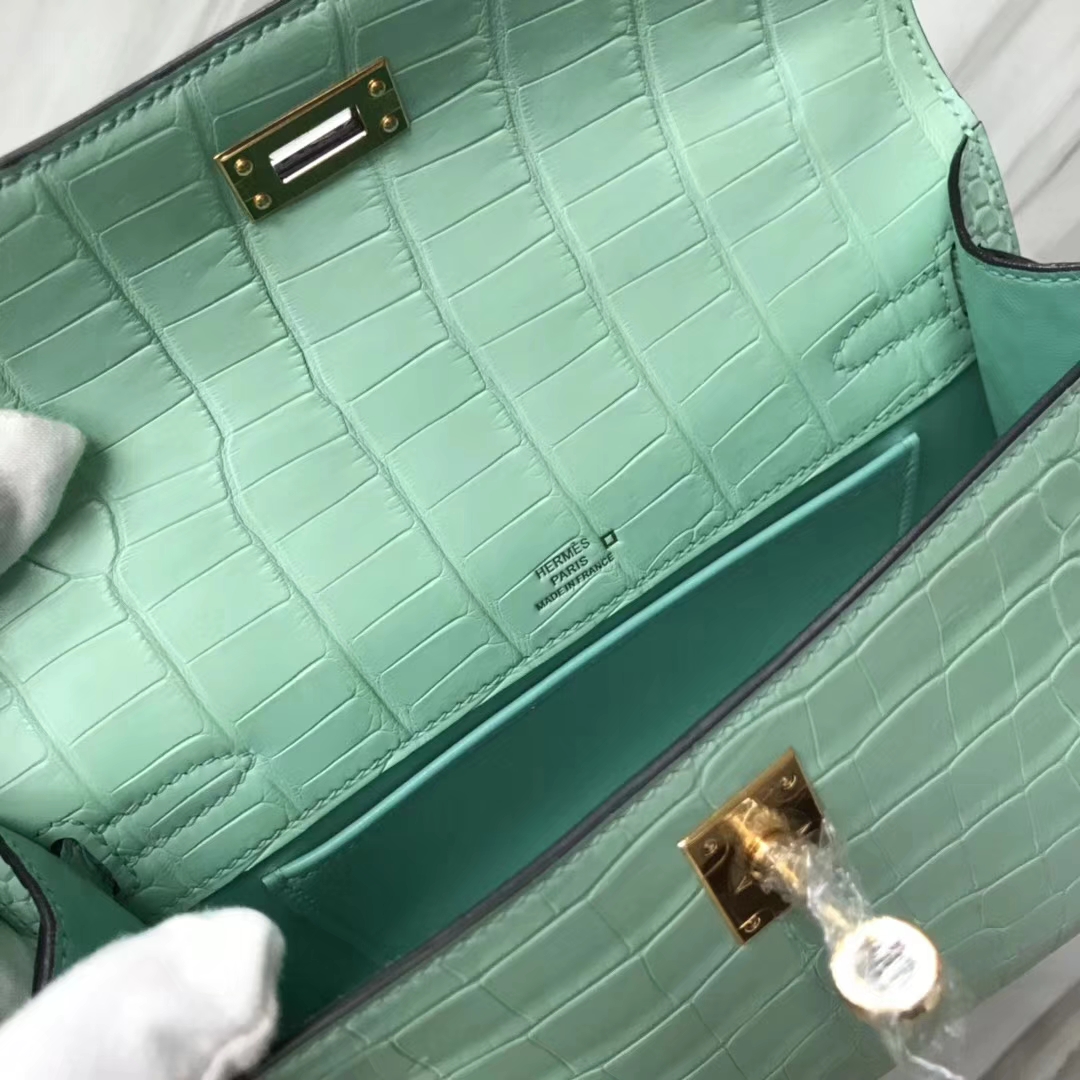 Hermès（爱马仕）Minikelly pochette 雾面鳄鱼 6U 薄荷绿 金扣 手拿包 晚宴包 22cm