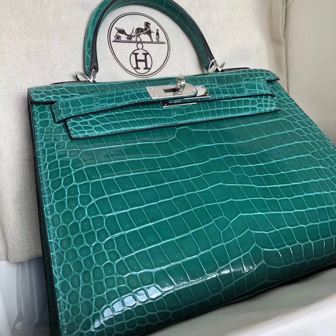Hermès（爱马仕）Kelly porosus shiny 亮面澳洲湾鳄 6Ｑ 翡翠绿 银扣 28cm