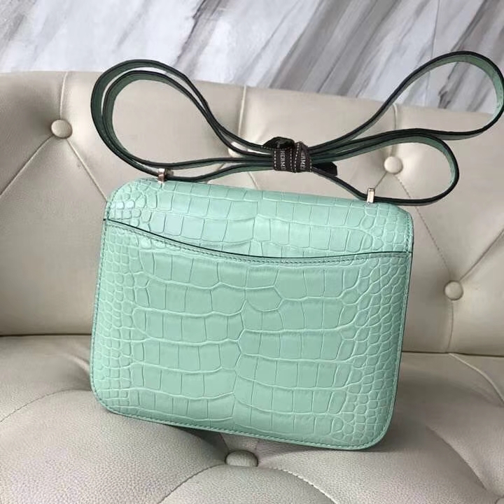 Hermès（爱马仕）Constance Alligator matt 雾面鳄鱼 6U 薄荷绿 玫瑰金 18cm