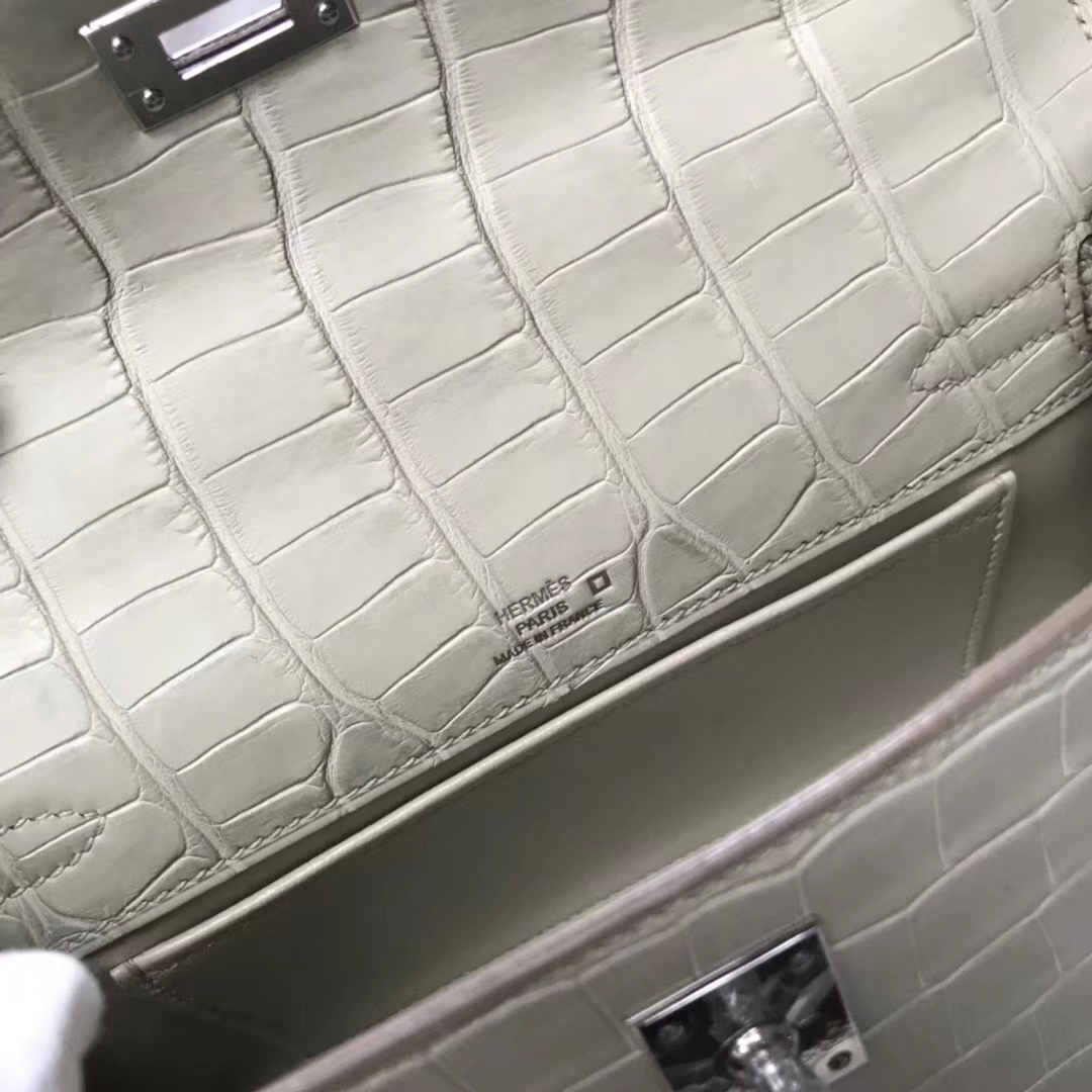 Hermès（爱马仕）Minikelly pochette 雾面鳄鱼 8L 奶油白 beton 银扣 手拿包 晚宴包 22cm