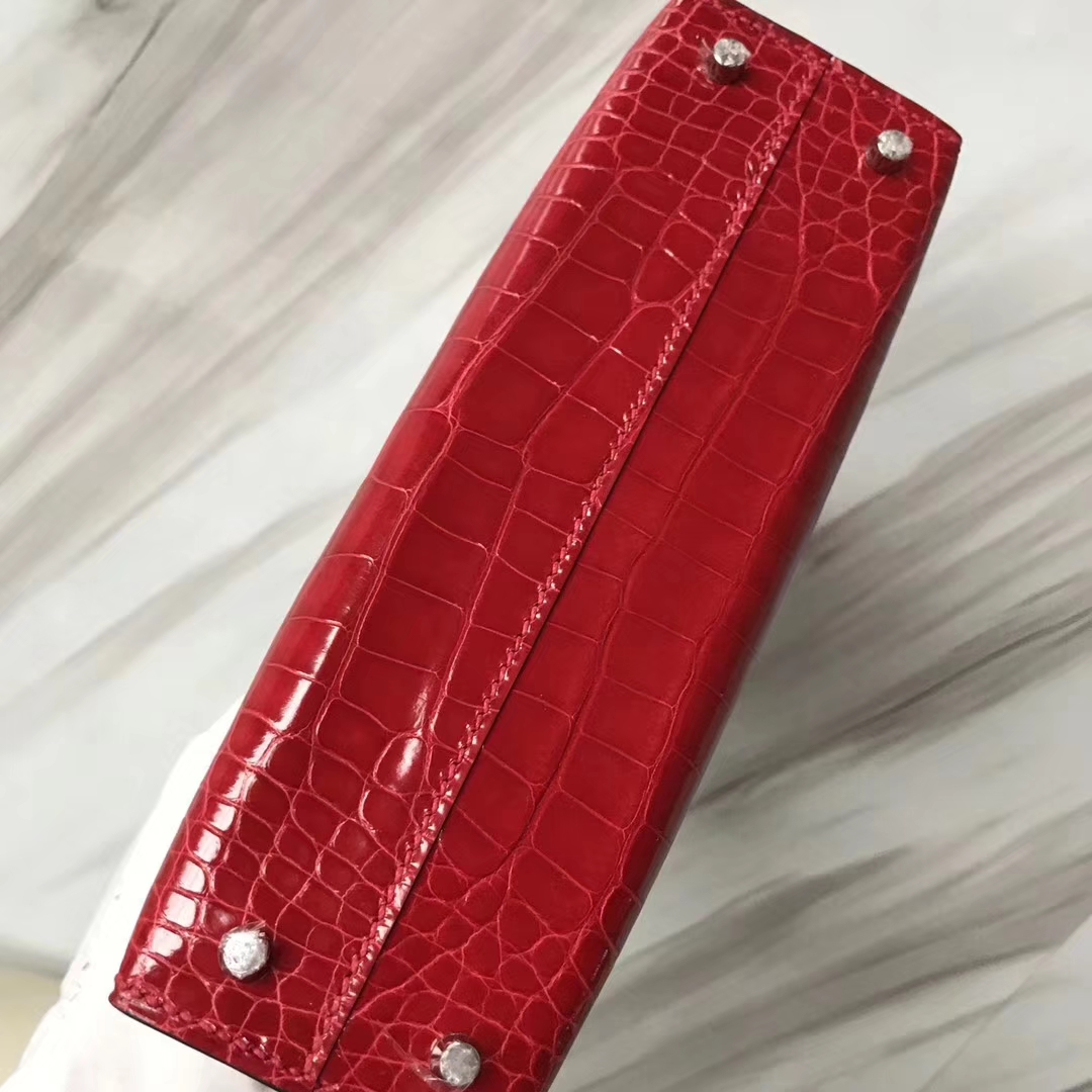 Hermès（爱马仕）Minikelly 亮面框框鳄鱼 ck95法拉利红 顶级工艺 蜡线全手工 银扣 2代 19cm