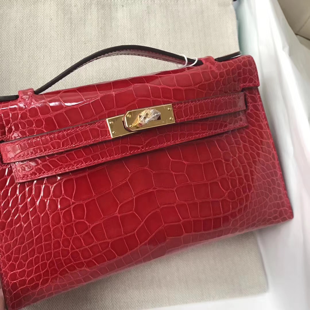 Hermès(爱马仕)Mini Kelly 亮面框框鳄鱼 ck95法拉利红 顶级工艺 蜡线全手工 金扣 22cm-拉尔森鳄鱼皮具定制 - 爱马仕包包官网 Hermès(爱马仕)Mini Kelly 亮面框框鳄鱼 ck95法拉利红 顶级工艺 蜡线全手工 金扣 22cm