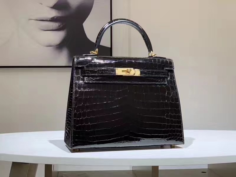 Hermès（爱马仕）Kelly凯莉包 鳄鱼皮 黑色 25cm 金扣 现货