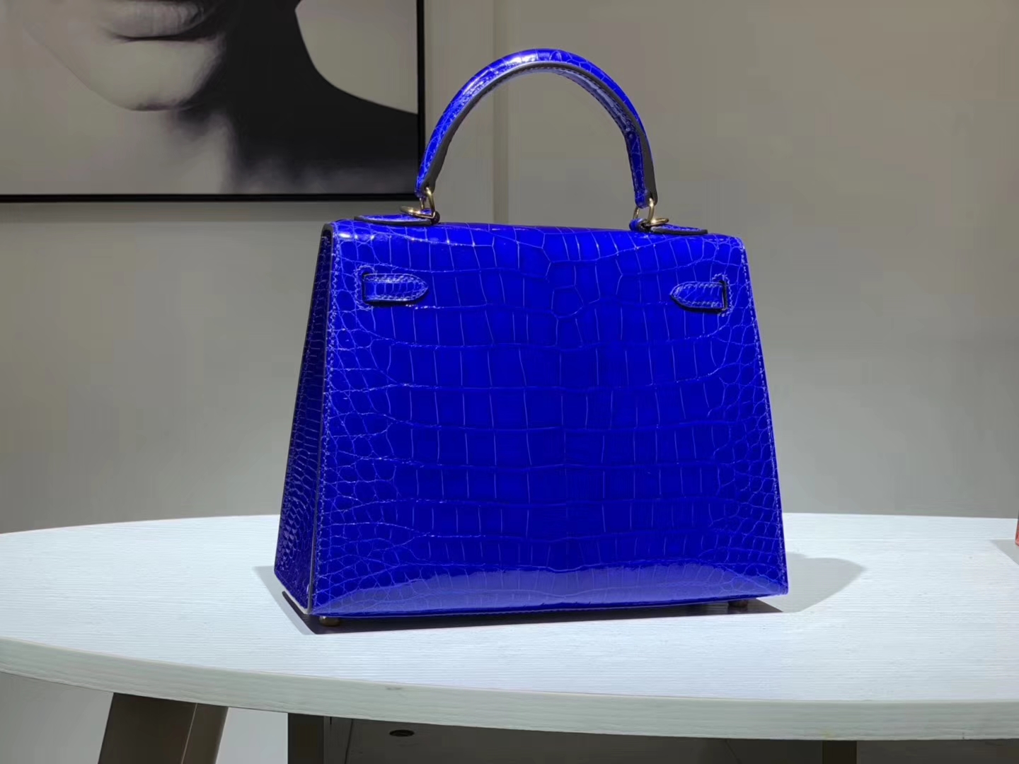 Hermès（爱马仕）Kelly 凯莉包 鳄鱼皮 电光蓝 25cm
