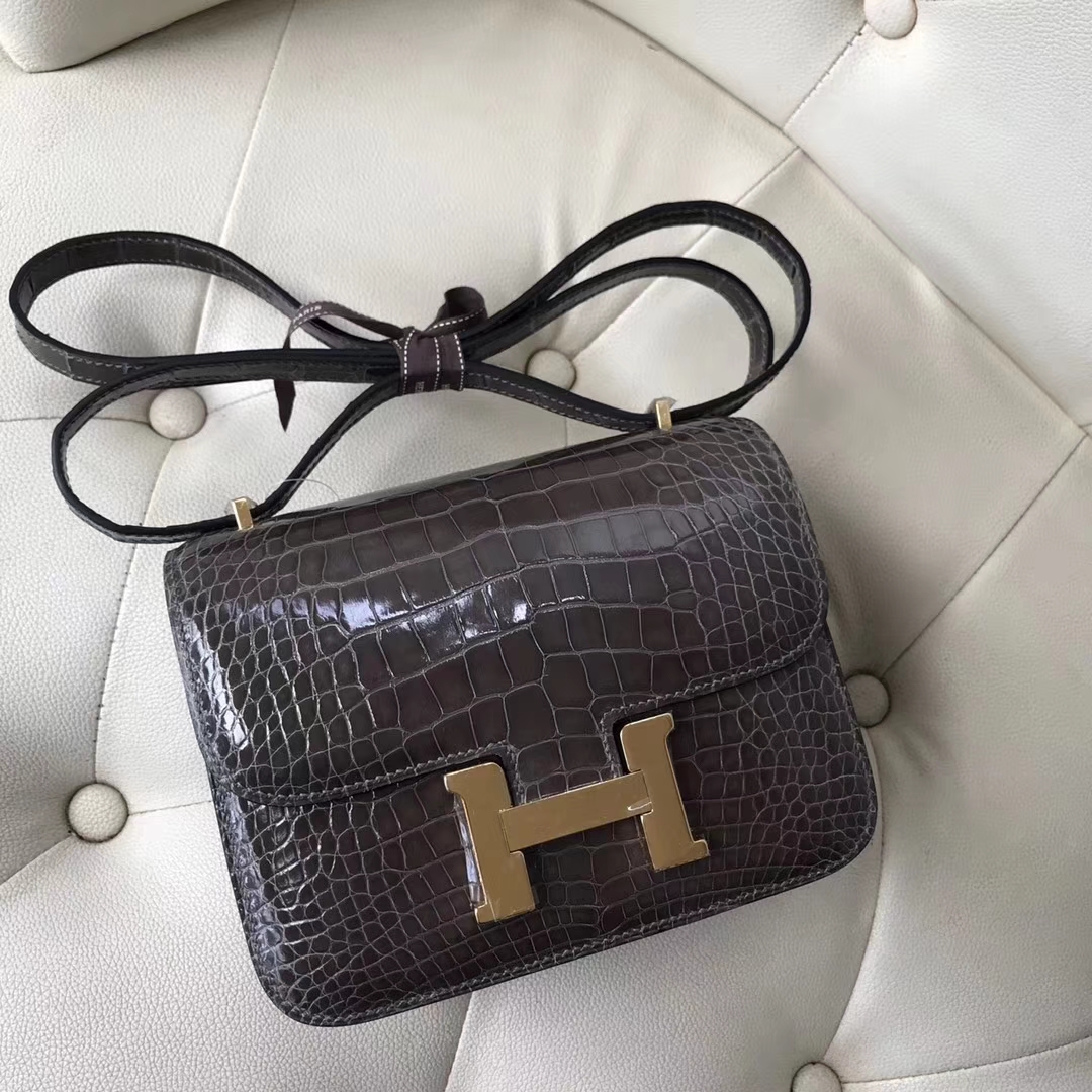 Hermès（爱马仕）Constance 亮面框框鳄鱼皮 ck88铅笔灰 蜡线全手工 金扣 19cm