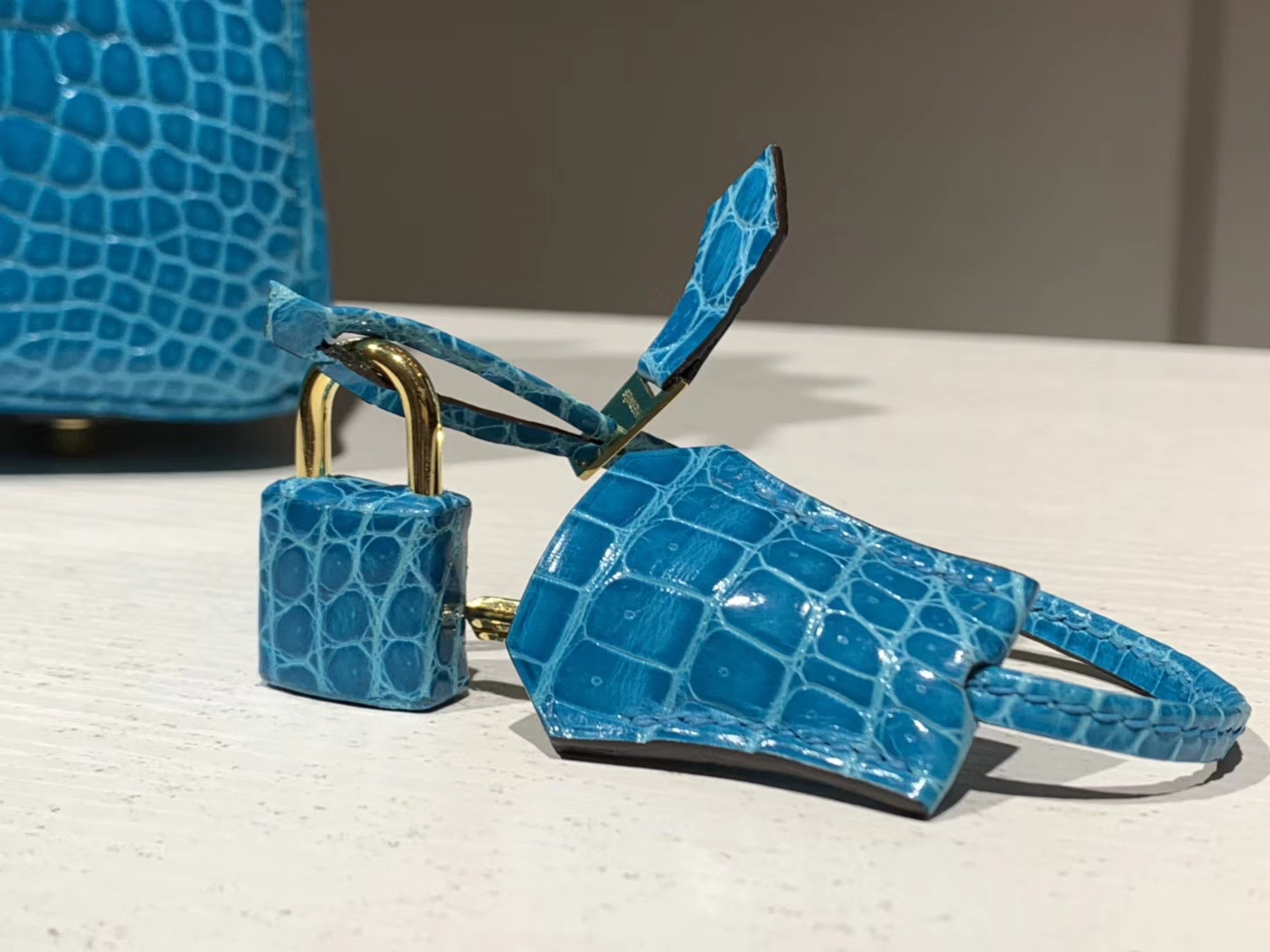 Hermès（爱马仕）Brikin铂金包 鳄鱼皮 湖水蓝 现货 25cm