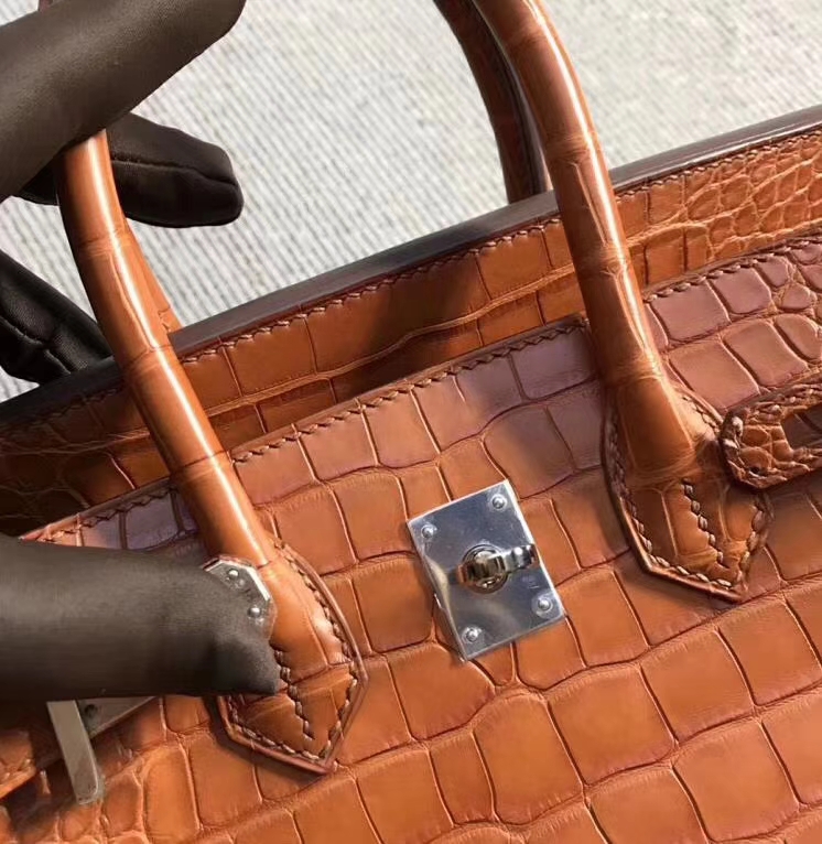 Hermès（爱马仕）Birkin铂金包 深橙色 雾面美洲鳄鱼方块 25cm 现货