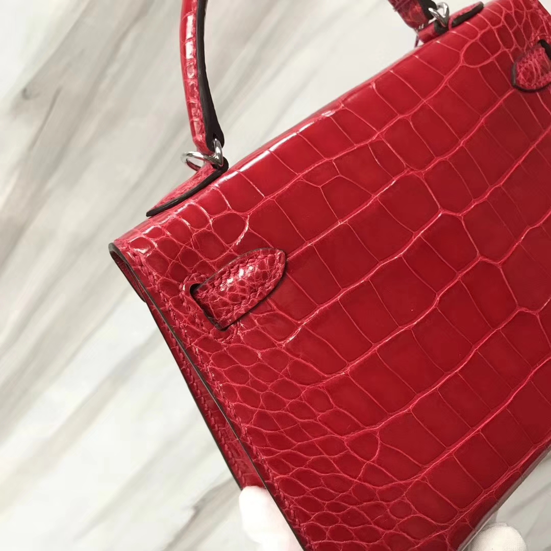 Hermès（爱马仕）Minikelly 亮面框框鳄鱼 ck95法拉利红 顶级工艺 蜡线全手工 银扣 2代 19cm