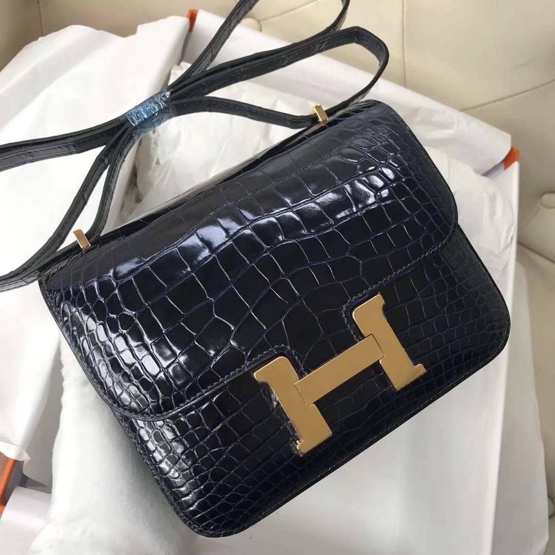 Hermès（爱马仕）Constance 18cm Alligator shiny 亮面鳄鱼 7K 宝石蓝 Blue saphir 金扣