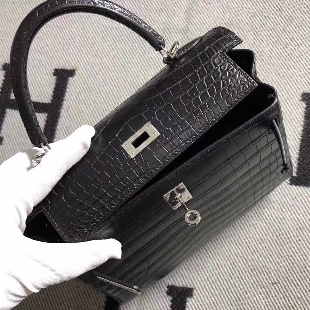 Hermès（爱马仕）Kelly凯莉包 黑色雾面鳄鱼 25cm 银扣