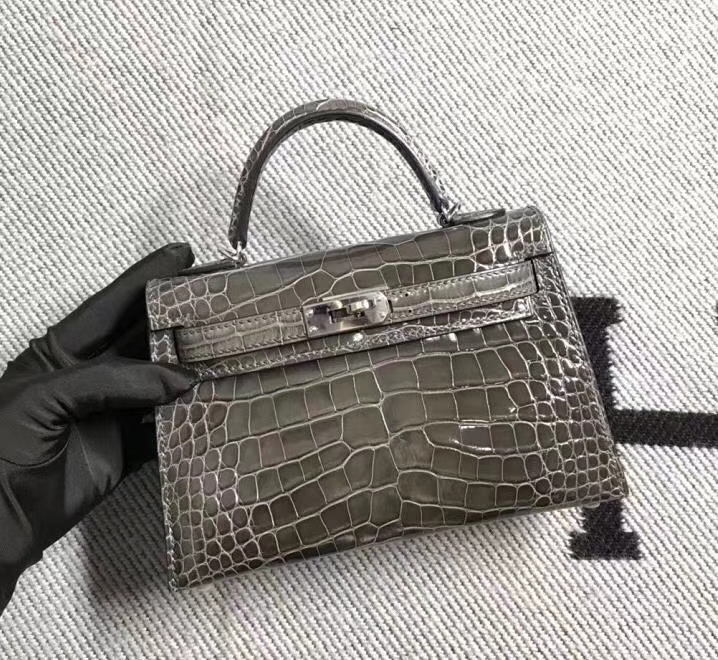 Hermès（爱马仕）mini kelly 亮面鳄鱼 铁灰 银扣 2代