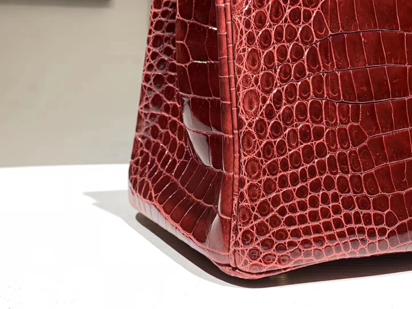 Hermès（爱马仕）Brikin铂金包 鳄鱼皮 波尔多酒红 30cm