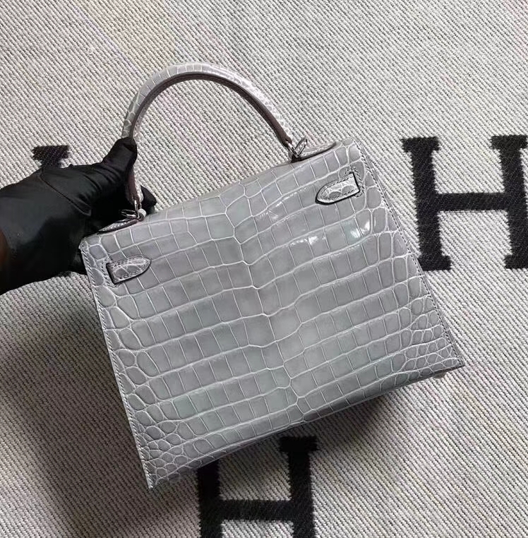 Hermès（爱马仕）Kelly 凯莉包 冰川灰 鳄鱼皮 25cm 银扣 现货