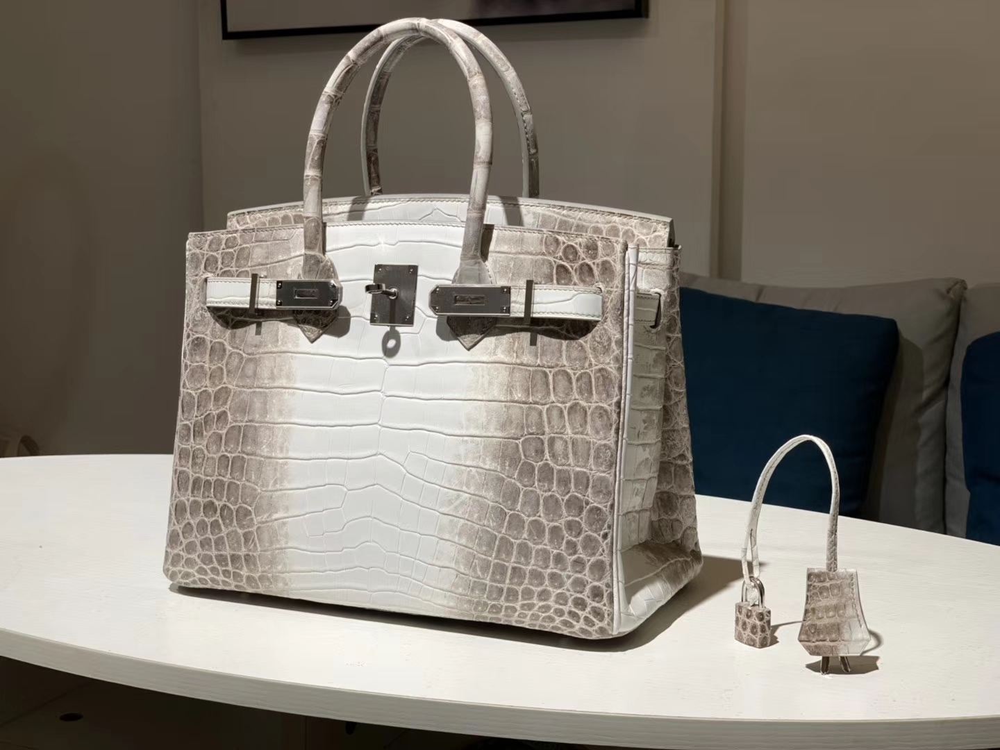 Hermès（爱马仕）Kelly凯莉包 鳄鱼皮 喜马拉雅 25cm 金扣 现货
